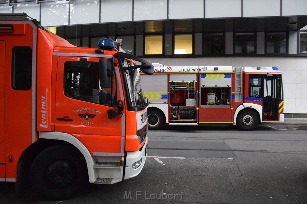 Feuer 2 WDR Koeln Altstadt Nord An der Rechtschule P133.JPG - Miklos Laubert